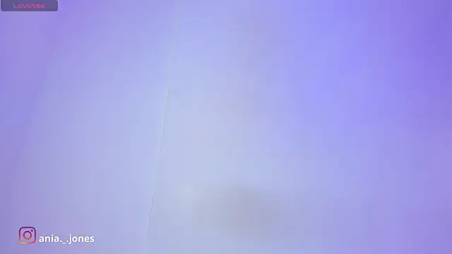 Snapshot of Ania_jones chatting on 12-21-24, 10:40 Ania jones online show from 12-21-24, 10:40