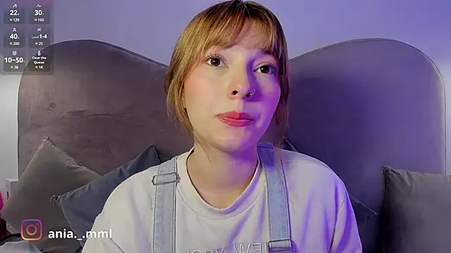 Snapshot of Ania_jones chatting on 01-14-25, 08:15 Ania jones online show from 01-14-25, 08:15