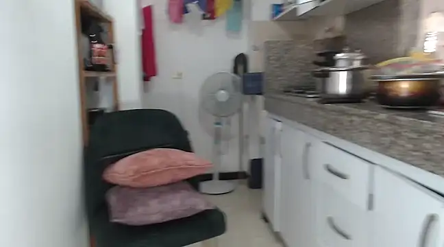 LiraRusso online show from 02-19-25, 09:14