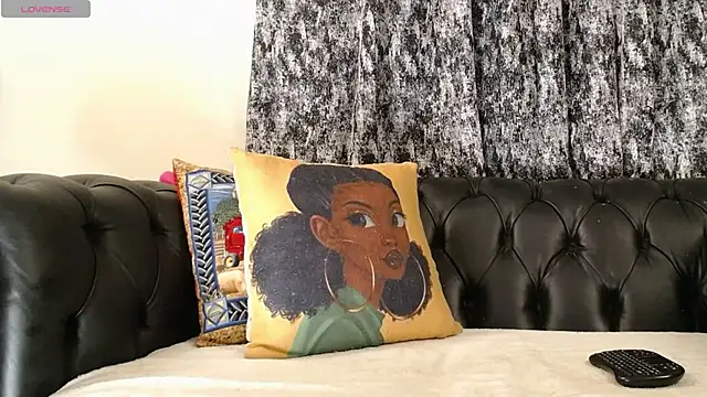 santa queenn online show from 02-26-25, 12:03