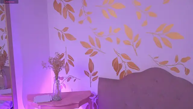 Misselektra   online show from 09-22-25, 05:09