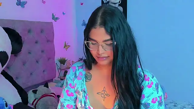 Snapshot of mabellfox chatting on 12-13-24, 10:13 mabellfox online show from 12-13-24, 10:13