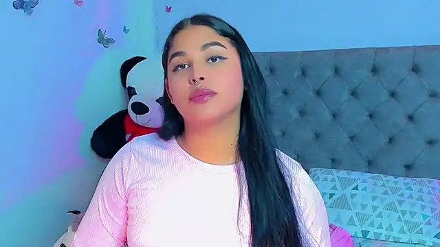 Snapshot of mabellfox chatting on 02-18-25, 01:21 mabellfox online show from 02-18-25, 01:21