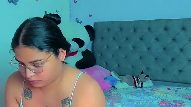 Snapshot of mabellfox chatting on 03-04-25, 09:11 mabellfox online show from 03-04-25, 09:11