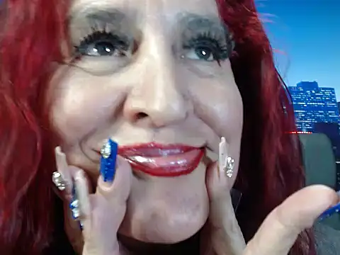 Snapshot of Lucy_mature8 chatting on 09-13-25, 01:38 Lucy mature8 online show from 09-13-25, 01:38