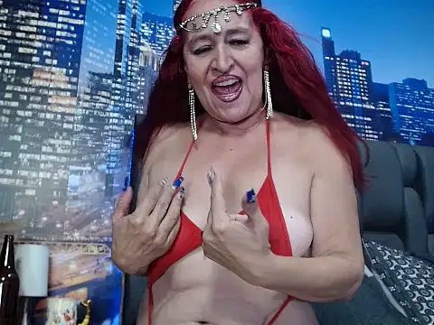 Snapshot of Lucy_mature8 chatting on 09-28-25, 10:15 Lucy mature8 online show from 09-28-25, 10:15