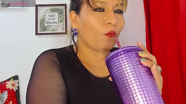 Victoria Caruso online show from 12-28-24, 12:15