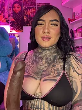 CloeeBeckam online show from 04-16-26, 04:35