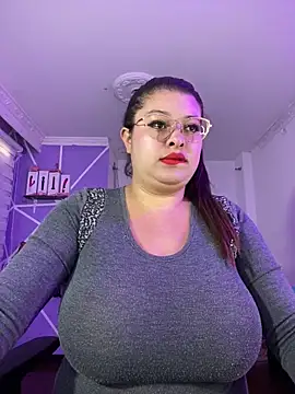 Snapshot of MiiaaJoness chatting on 01-23-25, 03:01 MiiaaJoness online show from 01-23-25, 03:01