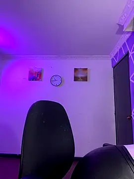 Snapshot of MiiaaJoness chatting on 11-26-25, 02:51 MiiaaJoness online show from 11-26-25, 02:51