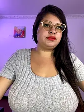 Snapshot of MiiaaJoness chatting on 12-05-25, 03:09 MiiaaJoness online show from 12-05-25, 03:09