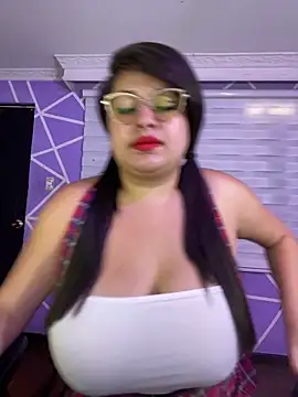 Snapshot of MiiaaJoness chatting on 02-04-26, 03:18 MiiaaJoness online show from 02-04-26, 03:18