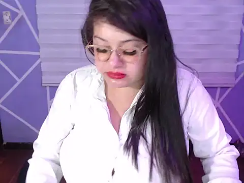 Snapshot of MiiaaJoness chatting on 02-05-26, 05:12 MiiaaJoness online show from 02-05-26, 05:12