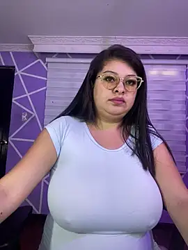 Snapshot of MiiaaJoness chatting on 02-16-26, 03:08 MiiaaJoness online show from 02-16-26, 03:08