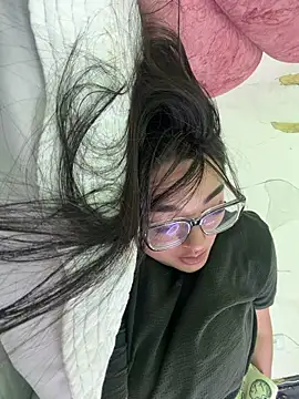 CelesteBrucee online show from 04-11-26, 01:43