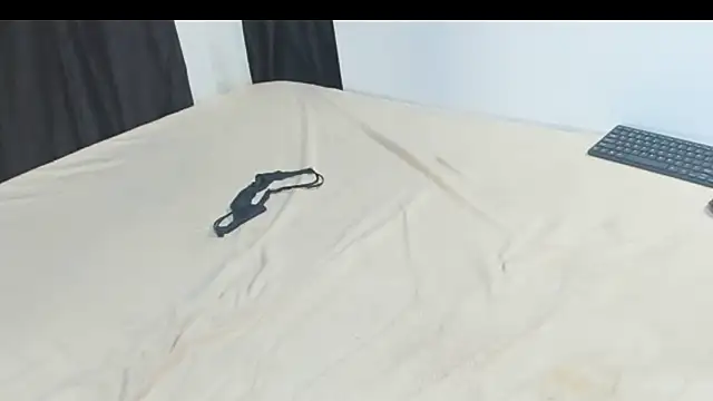 Yummy squirter online show from 03-16-25, 11:04