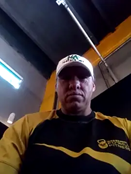 Snapshot of will1980 chatting on 02-12-26, 02:12 will1980 online show from 02-12-26, 02:12