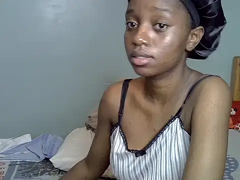 Snapshot of Enkarxx chatting on 03-10-25, 06:27 Enkarxx online show from 03-10-25, 06:27