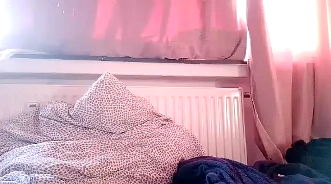 Snapshot of SecretAnni chatting on 02-16-25, 08:10 SecretAnni online show from 02-16-25, 08:10