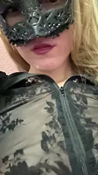 Snapshot of SecretAnni chatting on 10-16-25, 07:20 SecretAnni online show from 10-16-25, 07:20