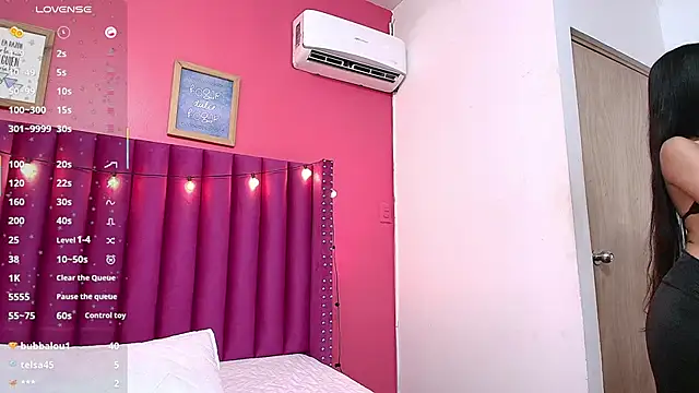 littlee emilyy  online show from 02-12-25, 03:07