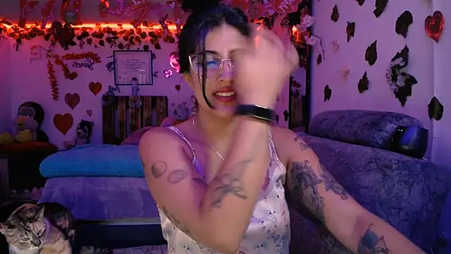 azahar  ziiz online show from 02-12-25, 09:33