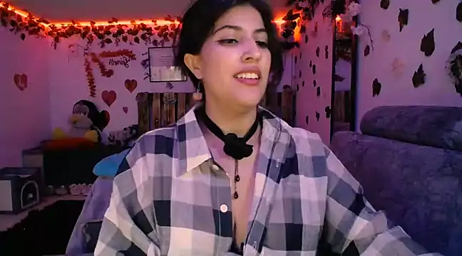 azahar  ziiz online show from 03-09-25, 08:42