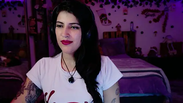 azahar  ziiz online show from 12-20-25, 09:11