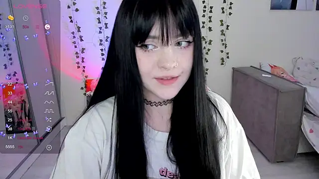 SelenaCute online show from 03-04-25, 08:13