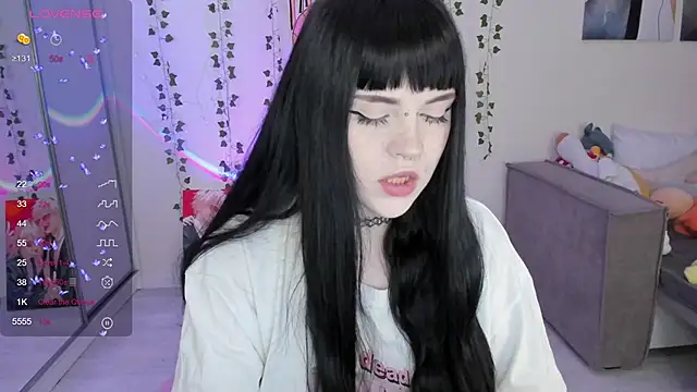 SelenaCute online show from 03-13-25, 05:11