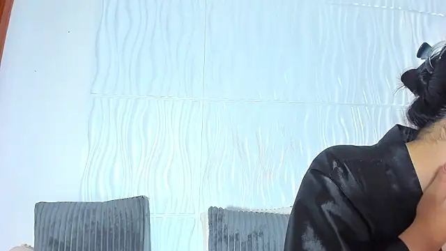 Abby  colins online show from 04-08-26, 02:17