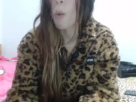 Snapshot of AnnieSexDoll chatting on 01-10-26, 07:37 AnnieSexDoll online show from 01-10-26, 07:37