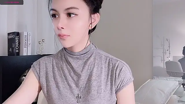 lvy-w online show from 09-11-25, 08:03