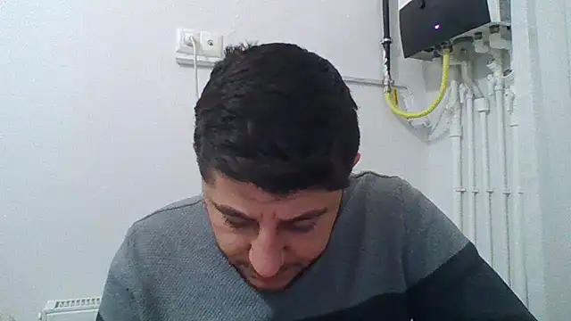 Snapshot of erkekkkadam chatting on 01-01-25, 03:24 erkekkkadam online show from 01-01-25, 03:24