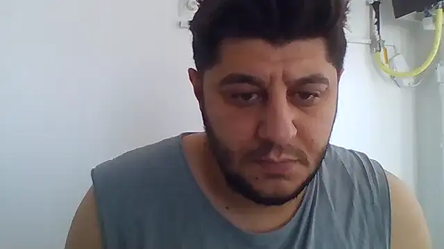 Snapshot of erkekkkadam chatting on 09-21-25, 07:10 erkekkkadam online show from 09-21-25, 07:10