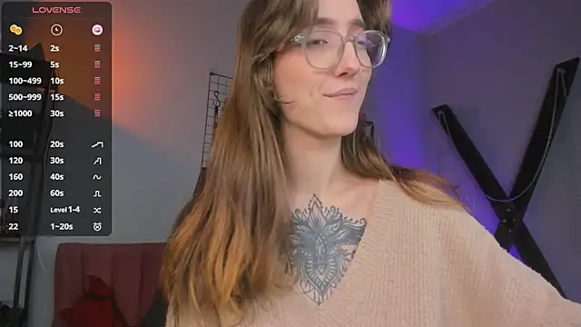 Lola Missy online show from 02-11-25, 05:58