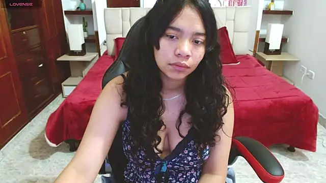 laureentt  online show from 02-21-25, 03:12