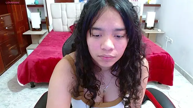 laureentt  online show from 02-28-25, 06:32