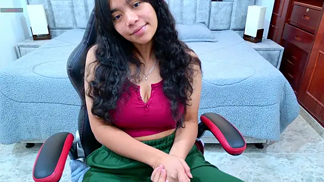 laureentt  online show from 02-14-26, 03:14