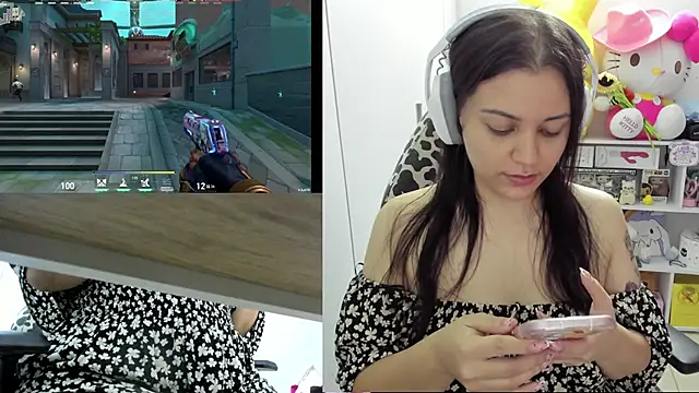 Snapshot of cinna_monroll chatting on 12-19-24, 09:49 cinna monroll online show from 12-19-24, 09:49