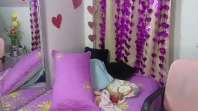 Snapshot of lovely_trix chatting on 03-07-25, 04:55 lovely trix online show from 03-07-25, 04:55