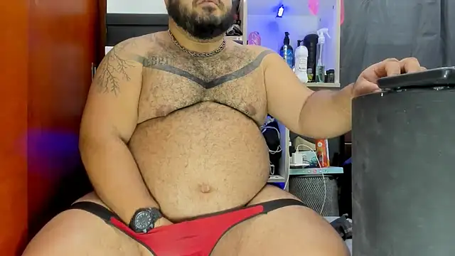Latino bigcock online show from 02-11-25, 11:33