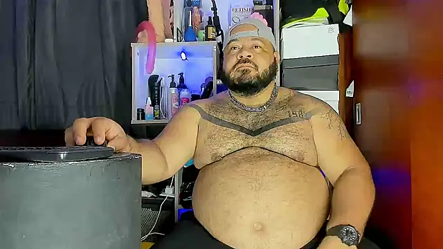 Latino bigcock online show from 03-20-25, 02:29