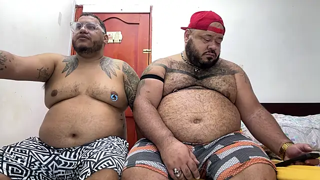 Latino bigcock online show from 10-19-25, 08:53