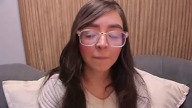 Snapshot of Eva_Macalliter chatting on 12-07-24, 03:25 Eva Macalliter online show from 12-07-24, 03:25