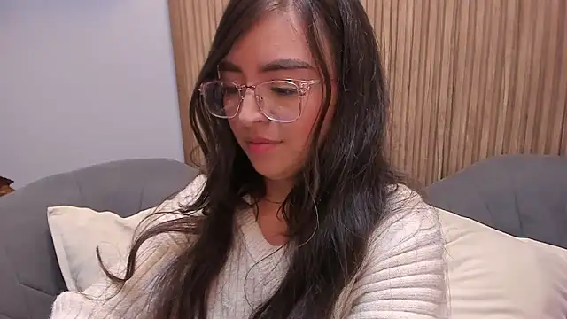 Snapshot of Eva_Macalliter chatting on 12-07-24, 06:32 Eva Macalliter online show from 12-07-24, 06:32