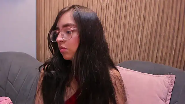 Snapshot of Eva_Macalliter chatting on 01-25-25, 03:19 Eva Macalliter online show from 01-25-25, 03:19