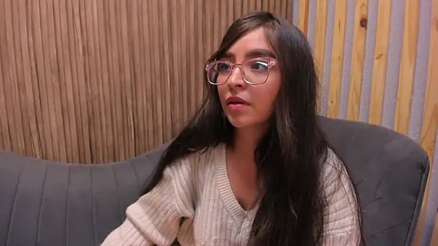 Snapshot of Eva_Macalliter chatting on 02-07-25, 08:55 Eva Macalliter online show from 02-07-25, 08:55