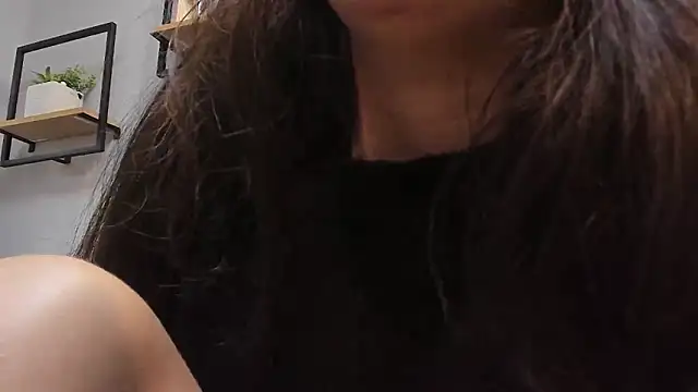 Snapshot of Eva_Macalliter chatting on 03-16-25, 03:47 Eva Macalliter online show from 03-16-25, 03:47