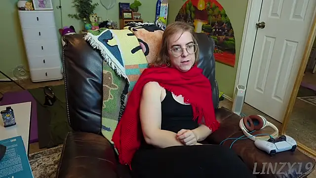 Linzy 19 online show from 03-05-25, 11:05